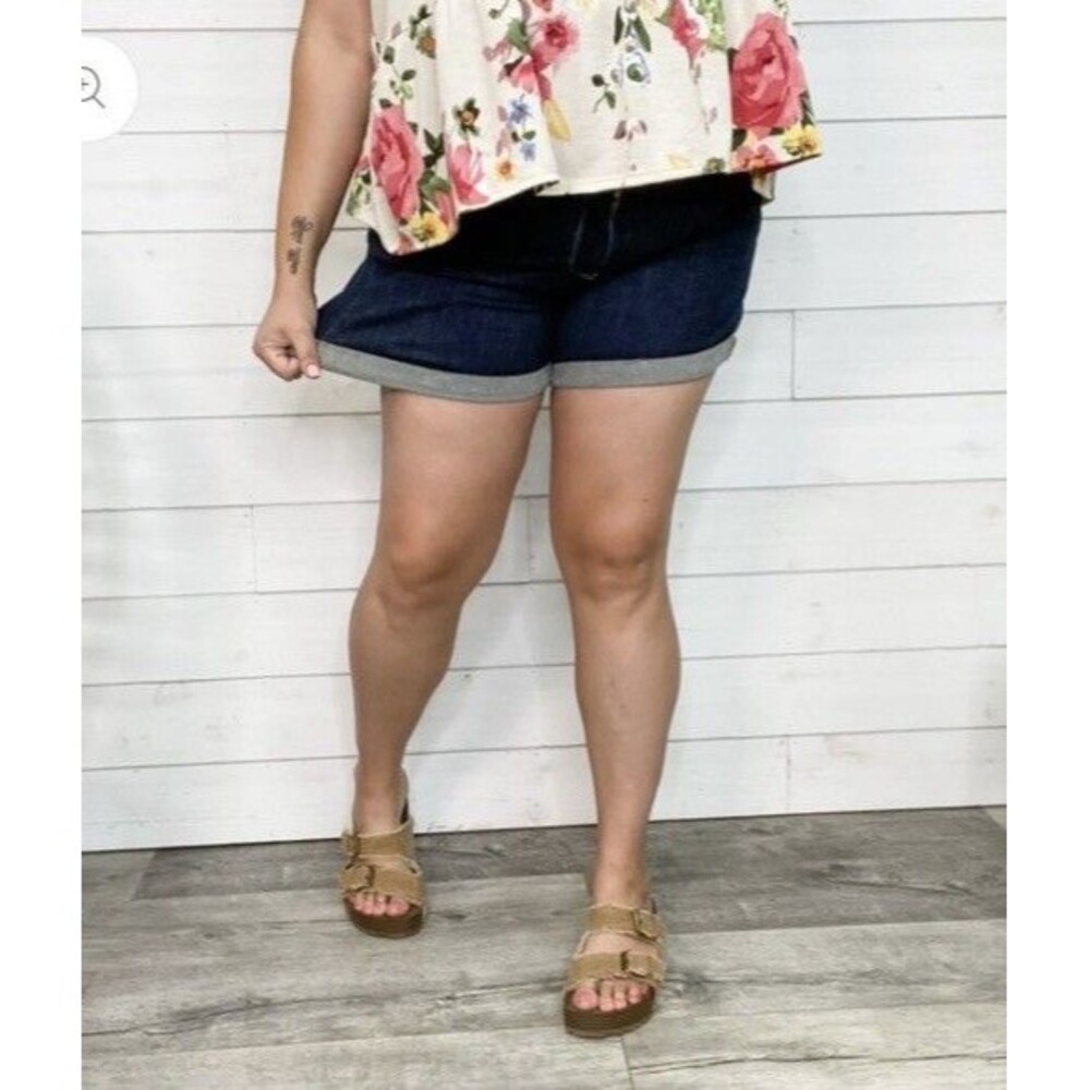 Judy Blue Women’s Large Better Than Jeggings Cuffed Shorts Stretch
